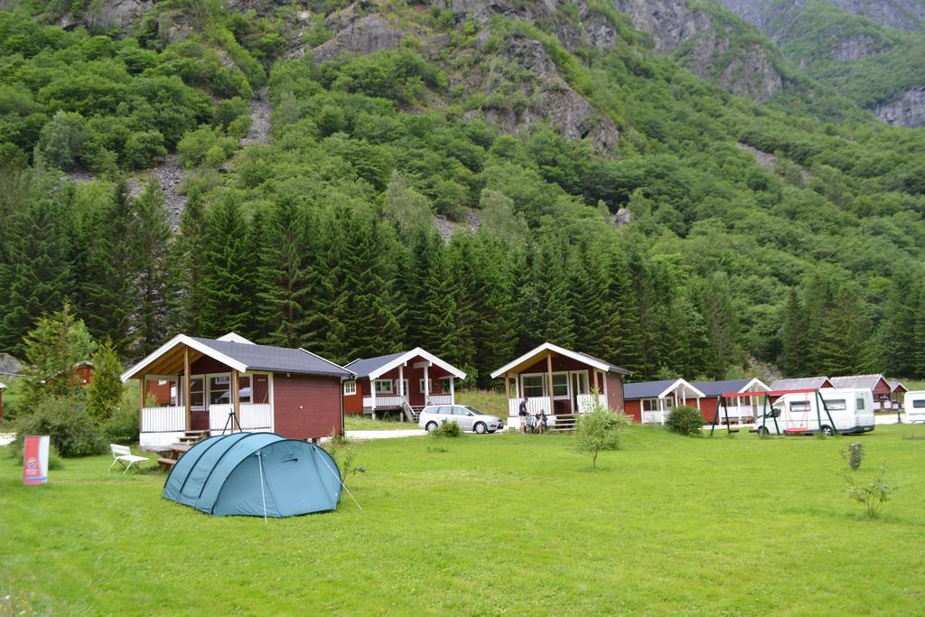 Gudvangen Camping Hotel Exterior photo